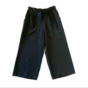 LULULEMON | Noir Crop Pants